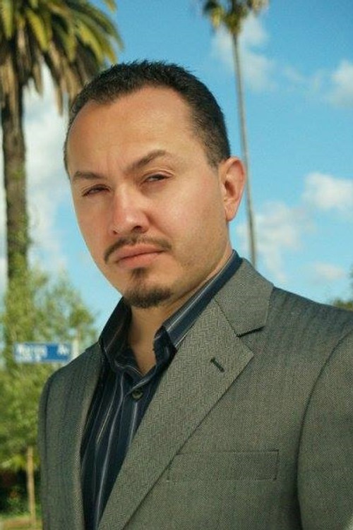 Kurly Tlapoyawa as Swan