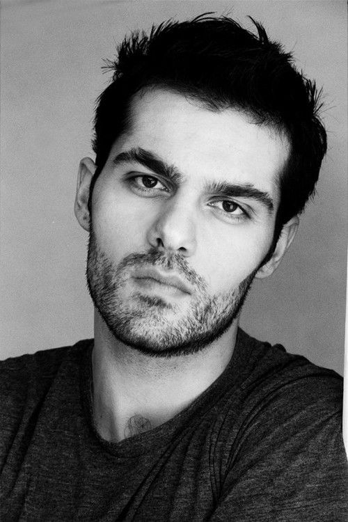 Yuri Antonosante as Giorgio De Rosa