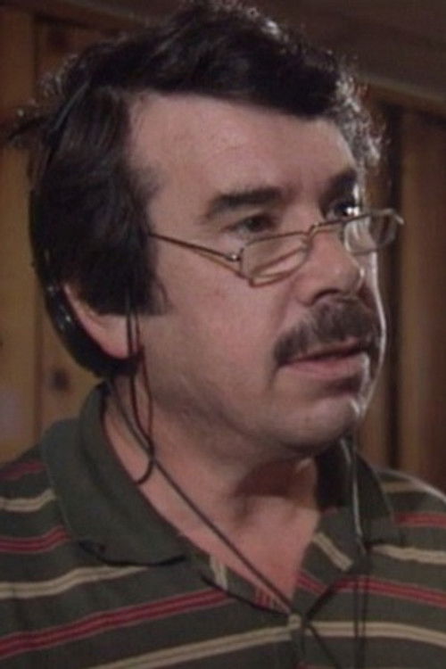 Carlos Duarte as Self (voice)