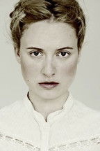 Wanda Perdelwitz as Madonna