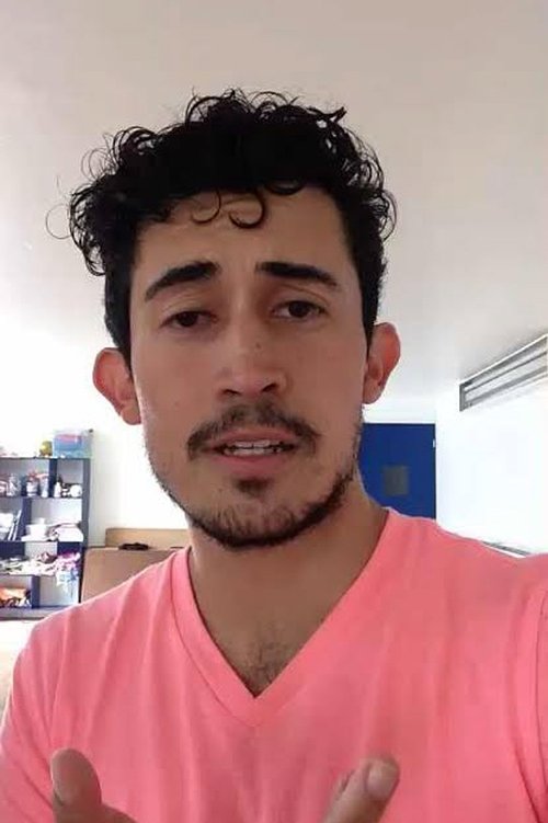 Yair Prado as Leo San Juan (voice)