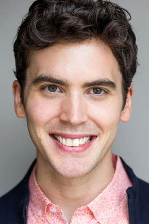 Aaron Arnold as Frank