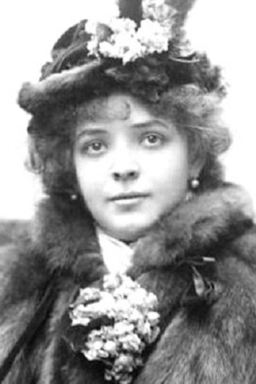 Marie Shotwell as Edna Crocker