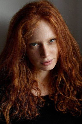 Anne-Lise Maulin as A.G.