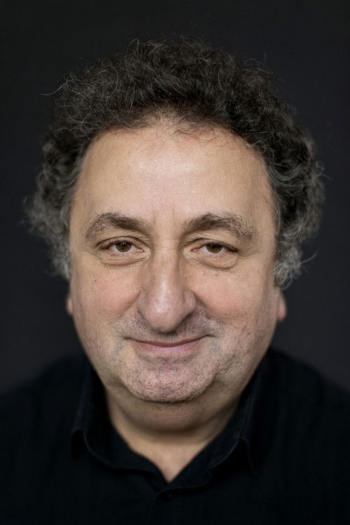 Henryk Rajfer as Uncle Irvin