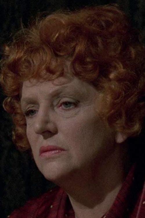 Mime Fønss as Fru Emma