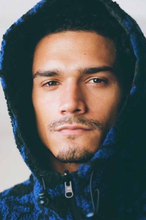 David L. Bennett as Luis