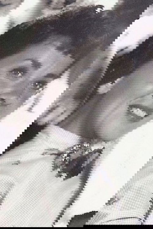 Patti Lewis as Self - Interviewee