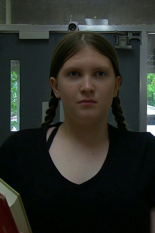 Nicole Heimer as Sarah Cole