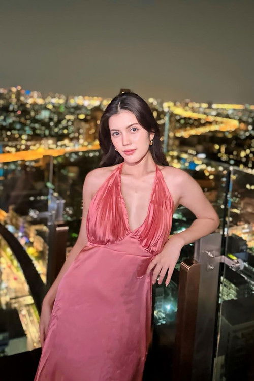 Tarin Kaeomanee as Petch