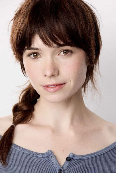 Sydney McCarthy as Jeannette