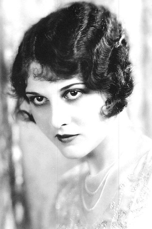 Lorraine Eason as Helen Howe