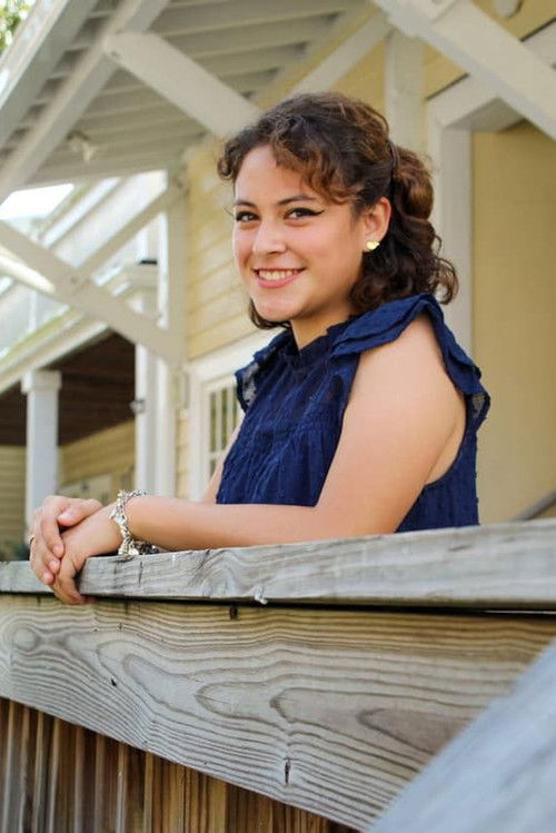 Mayela Zepeda as Secuestrada