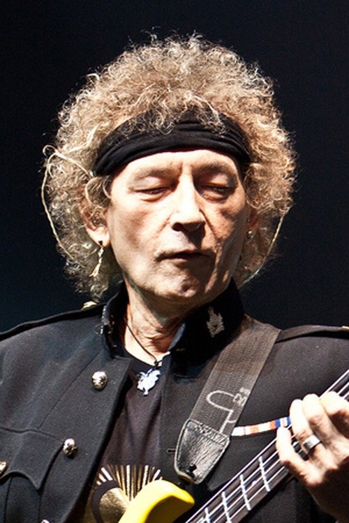 Claudio Golinelli as Basso