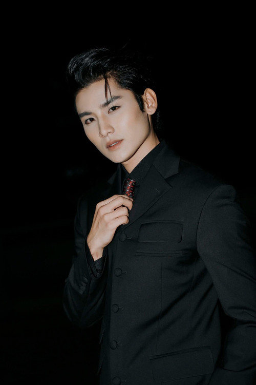 Lê Hà Phương as Bùi Minh