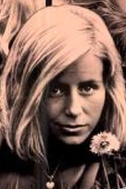 Eva Portnoff as Nora