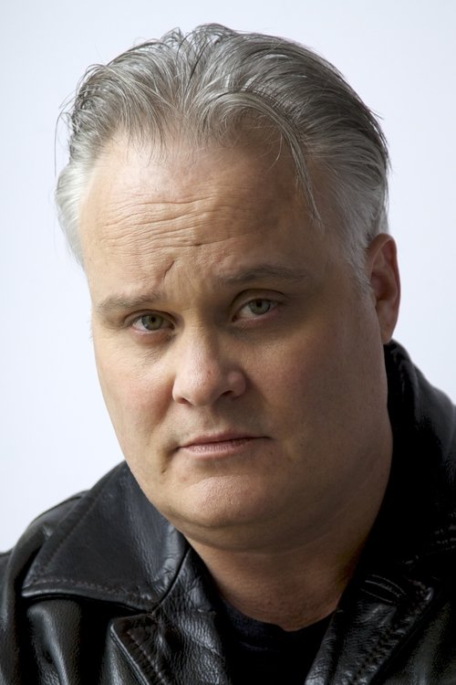 Tommy Nohilly as Robbie