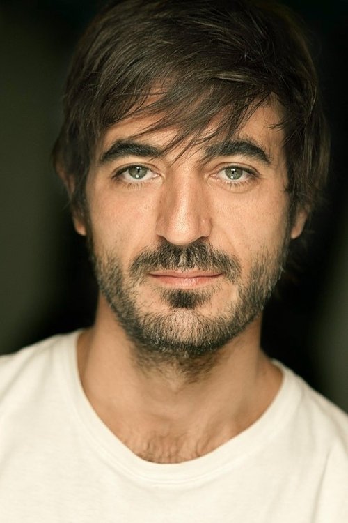 Pau Cólera as Don Toledo