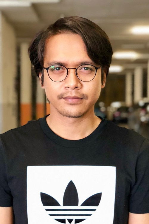 Azwan Kombos as Hairi