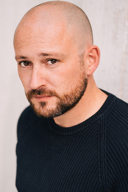 Ben Lee as Billy Innis