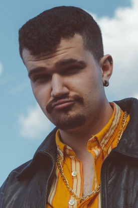 Javier Quintana Robayna as Chester