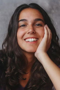 Beatriz Linhales as Belinha