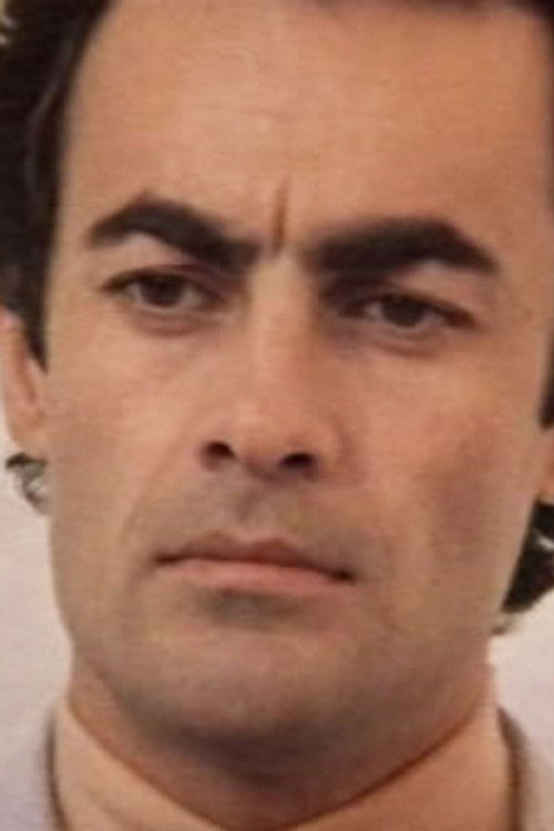 Hovanes Vanyan as Ashot