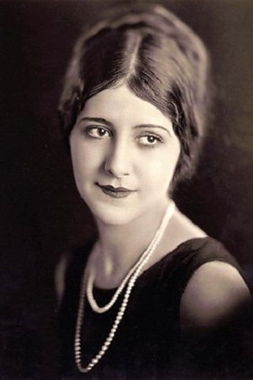 Patsy Ruth Miller as Marjorie Hale