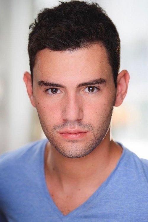 Adam Murciano as Andrew