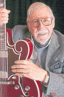 Horacio Malvicino as Self - Guitarra electrica