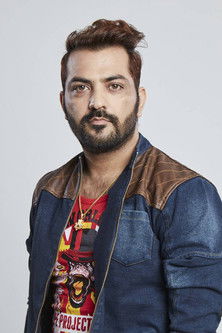 Manu Punjabi as Vicky Agarwal