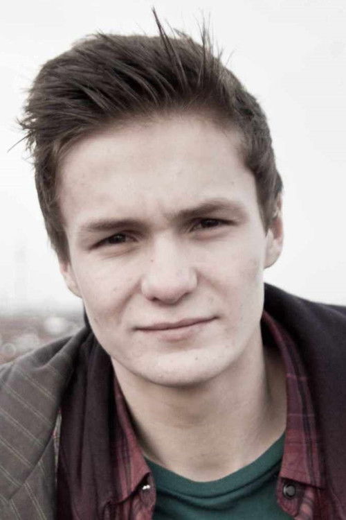 Fabian Halbig as Gundolf Köhler