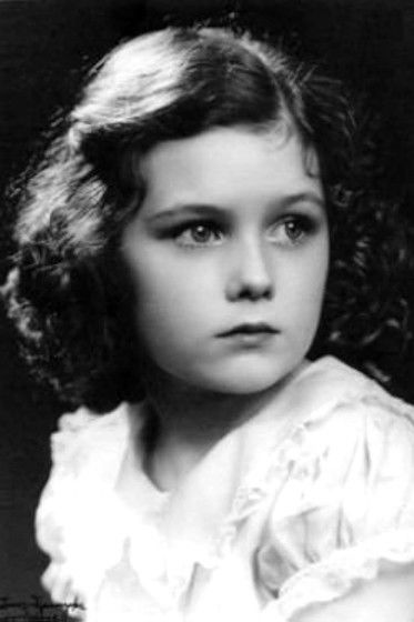 Marilyn Knowlden as Girl