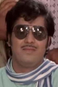 Yashwant Dutt as 