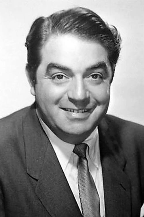 Kurt Kasznar as Father Antonio