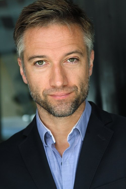 Howard Corlett as Herbert Carew