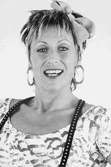 Dominique de Lacoste as Madame Richard