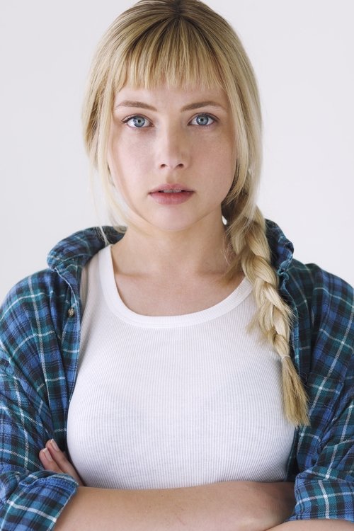 Lilian Wouters as Birdie