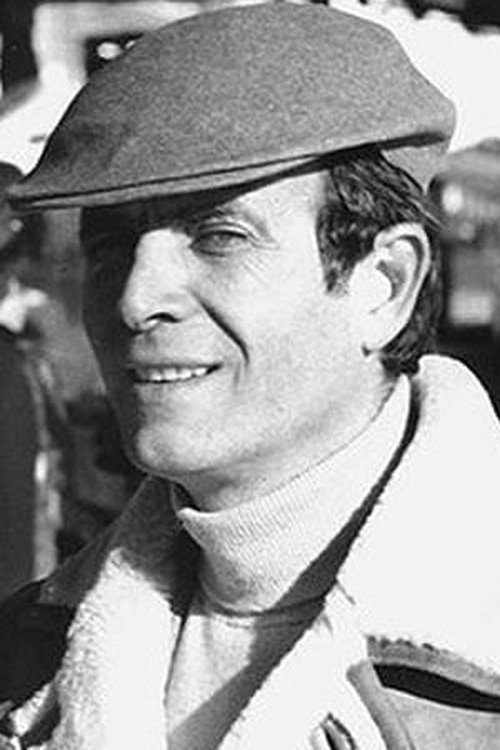 Fernando Di Leo as Fuentes Henchman