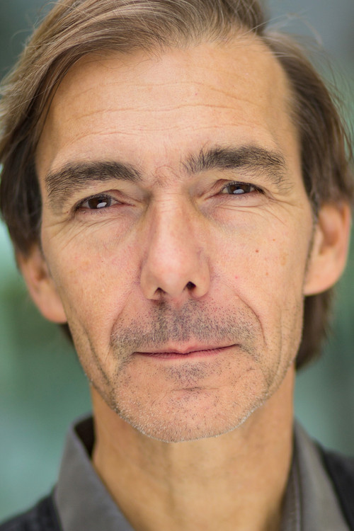 Hans Richter as Kern (as Hans Richter III)