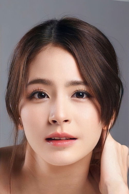 Patima Chamfa as Ploy