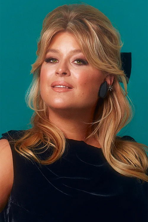 Linnea Henriksson as Self - Artist