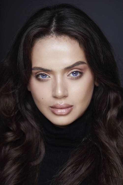 Natasha Maymon as Sophia Ogden