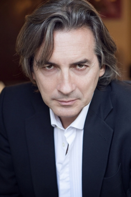 Luciano Roman as Michele