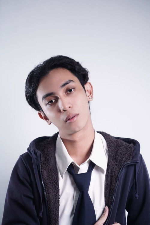 Ajiv Erkhan as Young Man