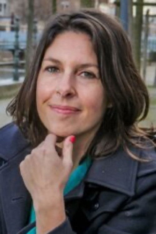 Tiny Bertels as Berthe