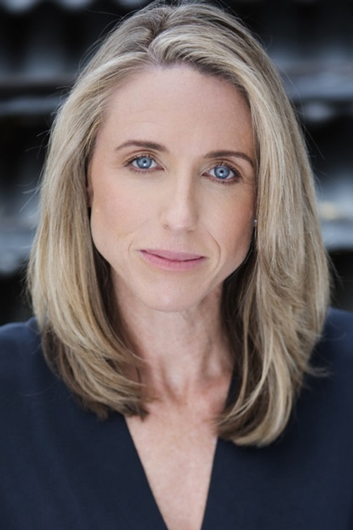 Jacy Lewis as Wendy Metzger