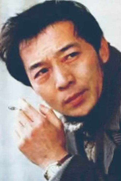 Yang Yanjin as Director Zhong