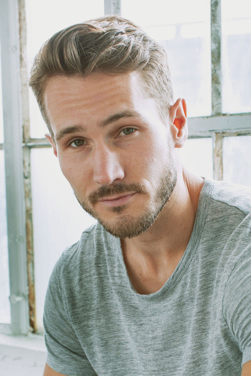 Michael G. Gabel as Brady