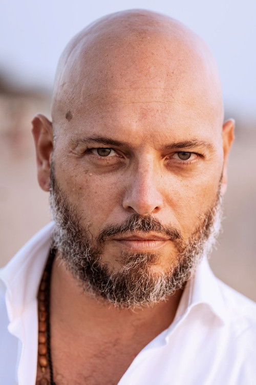 Danilo Rovani as uomo intervistato